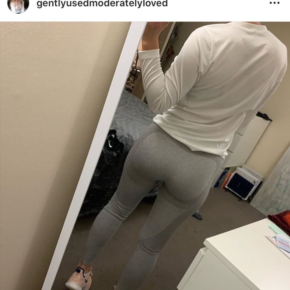 Gym shark leggings